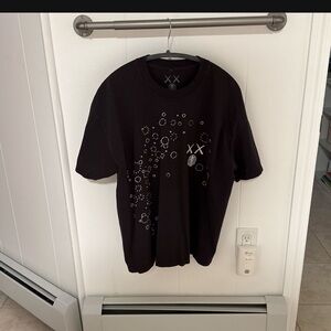 KAWS X KID CUDI MENS TSHIRT glow in the dark